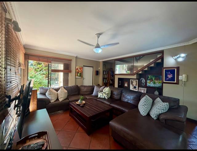 4 BEDROOM FREESTANDING FOR SALE IN MEER EN SEE